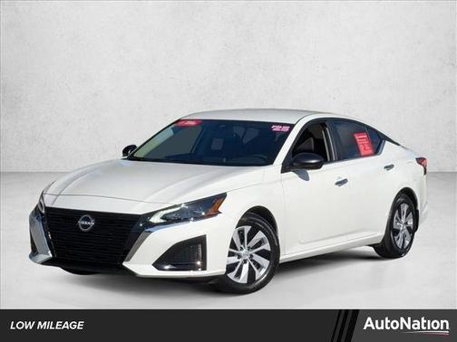 2025 Nissan Altima S FWD