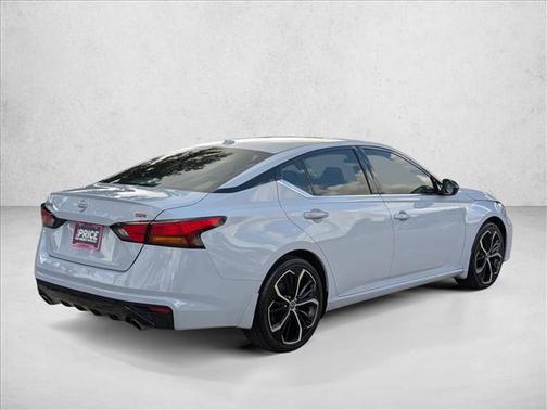 Gray Sky Pearl 2024 Nissan Altima SR FWD