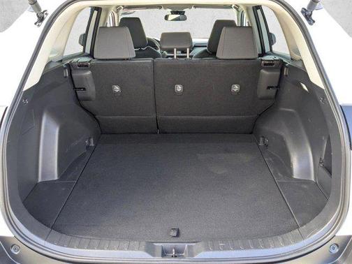 Ice Cap 2024 Toyota RAV4 XLE