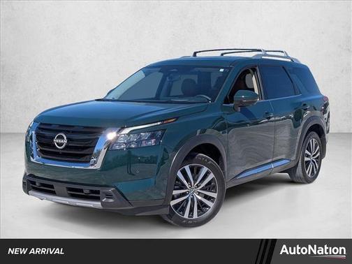 2025 Nissan Pathfinder Platinum 4WD