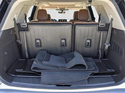 2025 Nissan Pathfinder Platinum 4WD