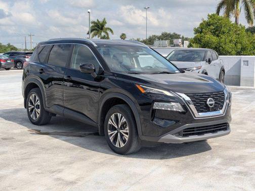 Super Black 2022 Nissan Rogue SV