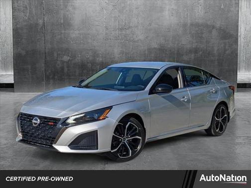 2023 Nissan Altima SR FWD