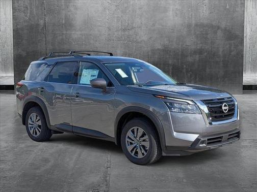 2025 Nissan Pathfinder SV FWD