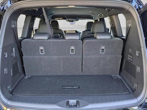 2025 Nissan Armada PRO-4X 4WD