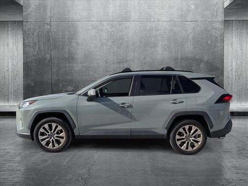 2021 Toyota RAV4 XLE Premium