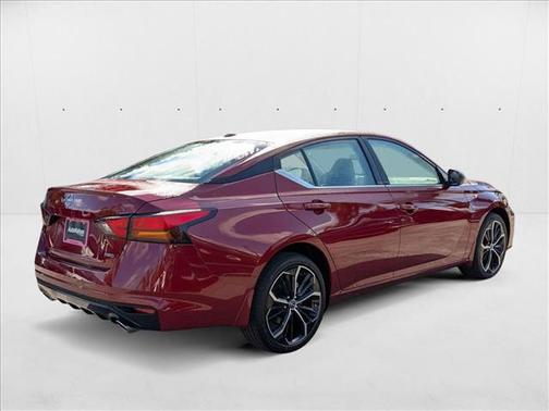2025 Nissan Altima SR AWD