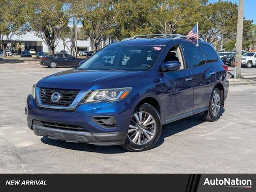 2018 Nissan Pathfinder S