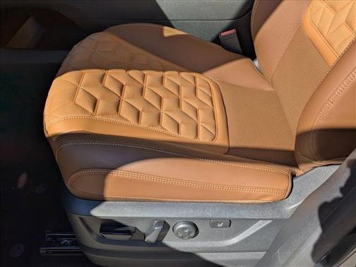 2025 Nissan Armada Platinum Reserve 2WD