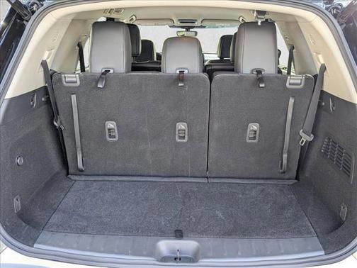 2024 Nissan Pathfinder SL FWD