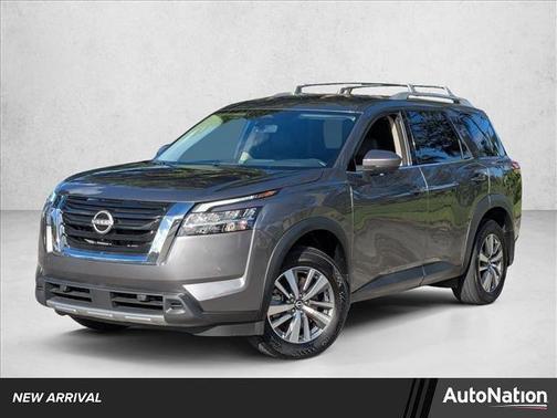 2024 Nissan Pathfinder SL FWD