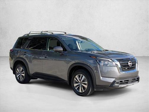 2024 Nissan Pathfinder SL FWD