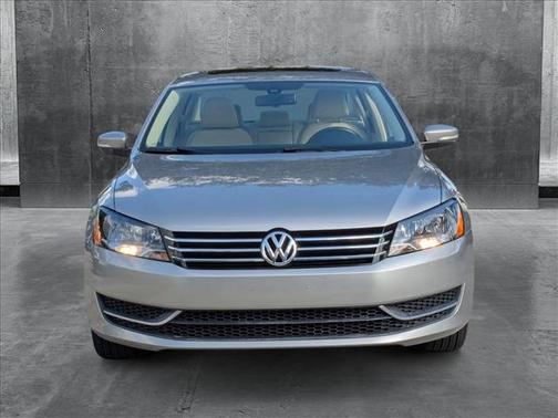 2013 Volkswagen Passat 2.5 SE
