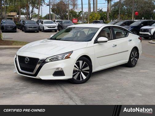 2022 Nissan Altima 2.5 SV