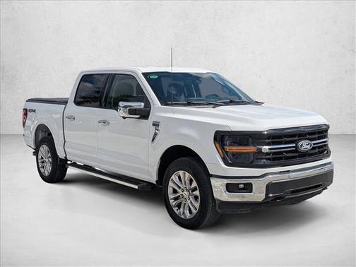 Oxford White 2024 Ford F-150 XLT