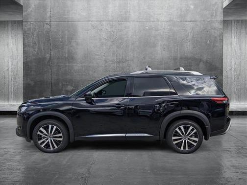 2025 Nissan Pathfinder Platinum FWD
