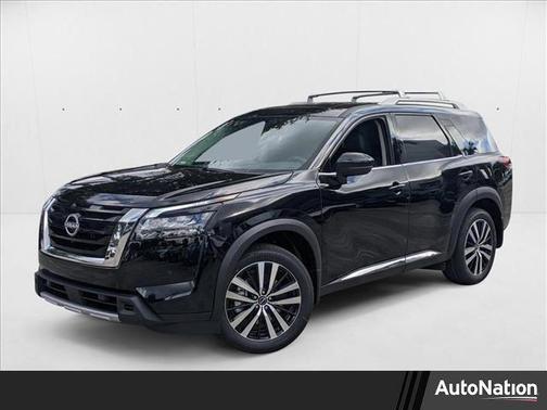 2025 Nissan Pathfinder Platinum FWD
