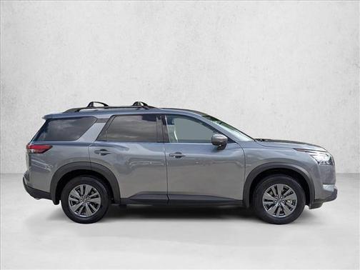 2024 Nissan Pathfinder SV FWD