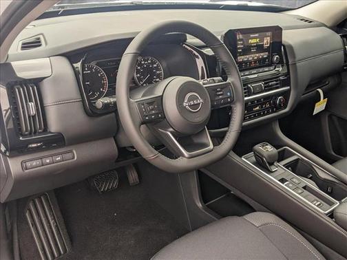 2025 Nissan Pathfinder SV FWD