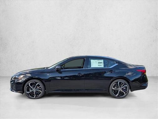 2025 Nissan Altima SR FWD