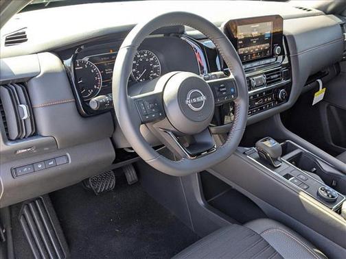 2025 Nissan Pathfinder Rock Creek 4WD