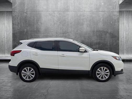 2018 Nissan Rogue Sport SV