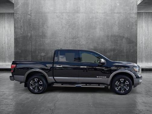 2023 Nissan Titan Platinum Reserve