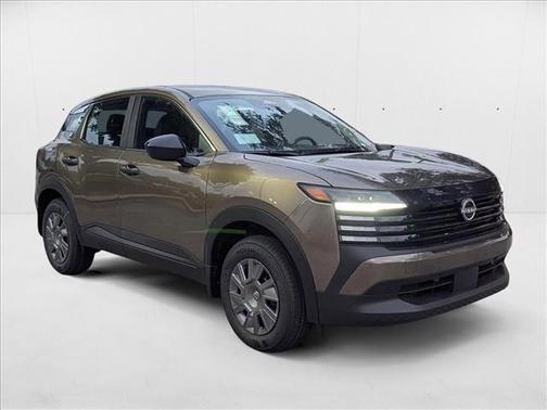 2025 Nissan Kicks S