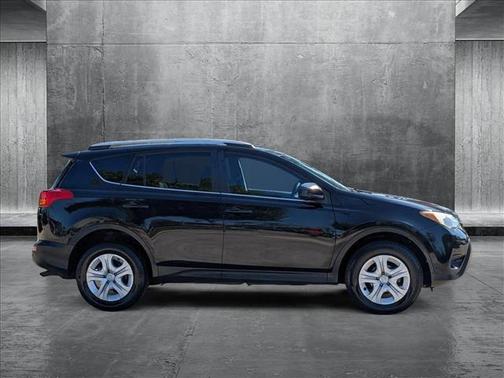 2013 Toyota RAV4 LE