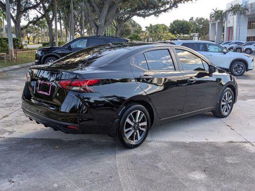 2024 Nissan Versa 1.6 S