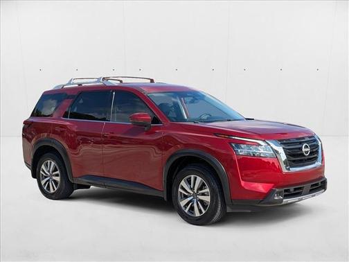 2023 Nissan Pathfinder SL FWD