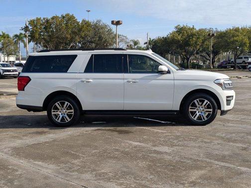 2024 Ford Expedition Max XLT