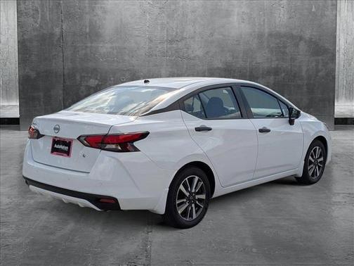 2025 Nissan Versa 1.6 S