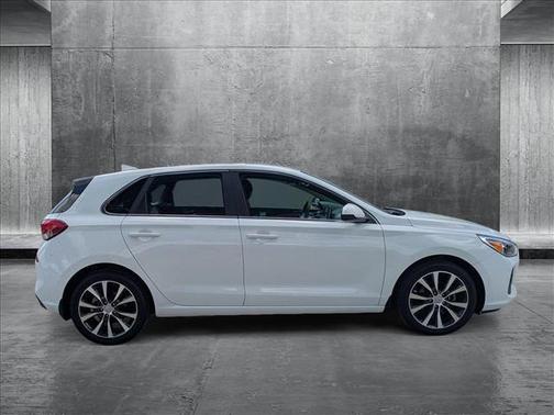 2020 Hyundai Elantra GT Base