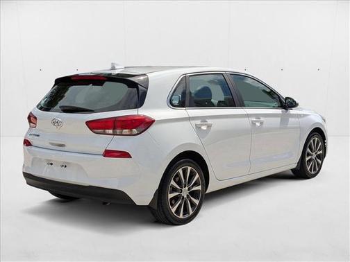 2020 Hyundai Elantra GT Base