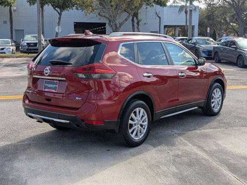 2020 Nissan Rogue SV