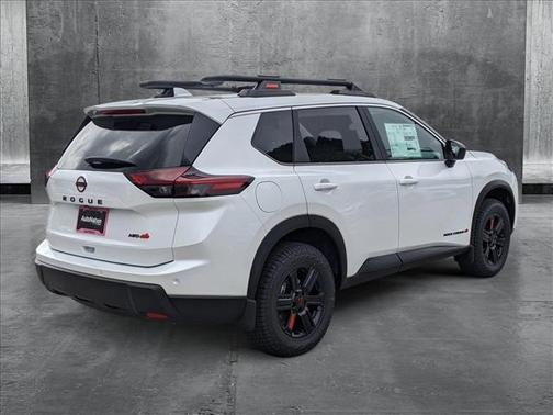 2025 Nissan Rogue Rock Creek