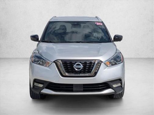 Brilliant Silver Metallic 2020 Nissan Kicks SR