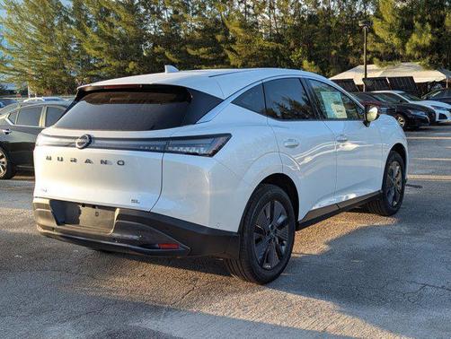 2025 Nissan Murano SL