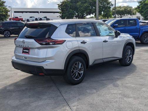 2025 Nissan Rogue S