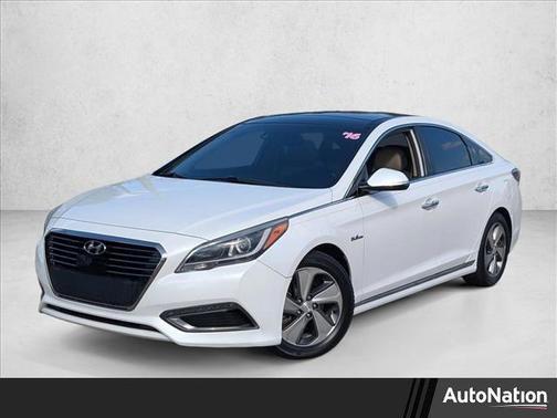 2016 Hyundai SONATA Hybrid Limited