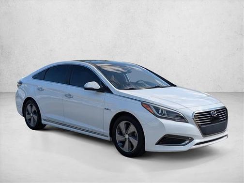 2016 Hyundai SONATA Hybrid Limited