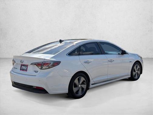 2016 Hyundai SONATA Hybrid Limited