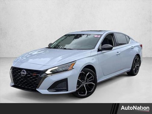 2023 Nissan Altima SR FWD