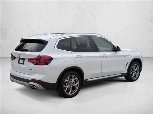 Mineral White Metallic 2022 BMW X3 sDrive30i