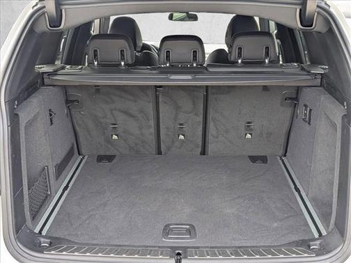 Mineral White Metallic 2022 BMW X3 sDrive30i