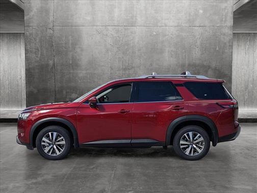 2024 Nissan Pathfinder SL FWD