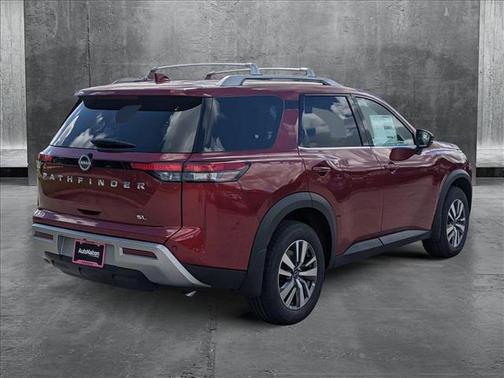 2024 Nissan Pathfinder SL FWD