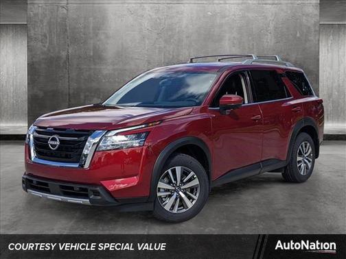 2024 Nissan Pathfinder SL FWD