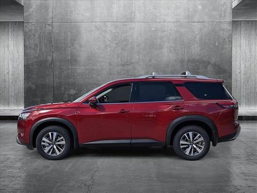2024 Nissan Pathfinder SL FWD